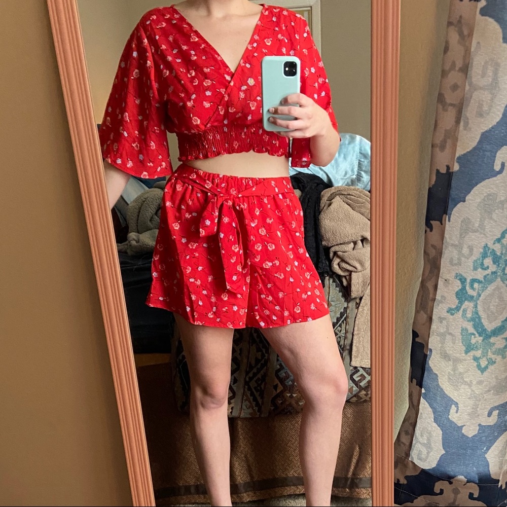 Red floral 2 piece set with tie on bottoms